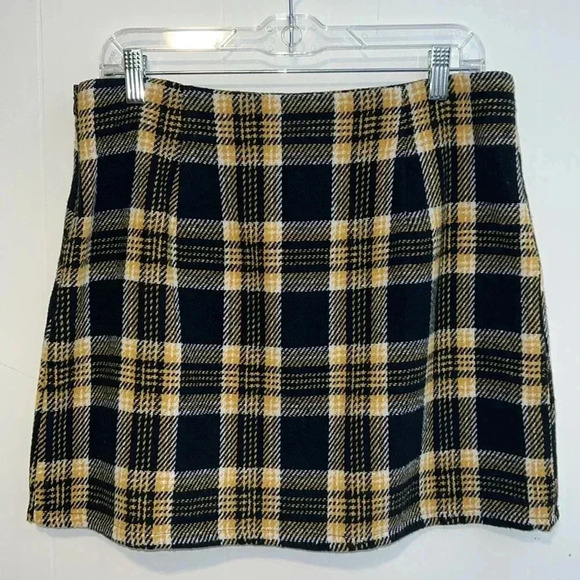Gilli Plaid Mini Skirt K1 - Picture 2 of 6